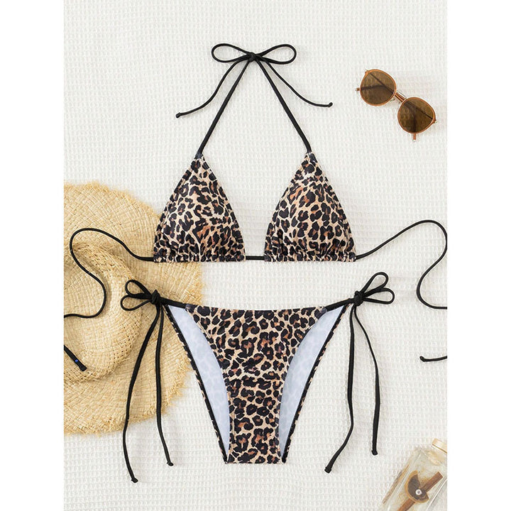 Damern Triangle-Bikini Set med justerbara band Mirla-Eva Jonsson