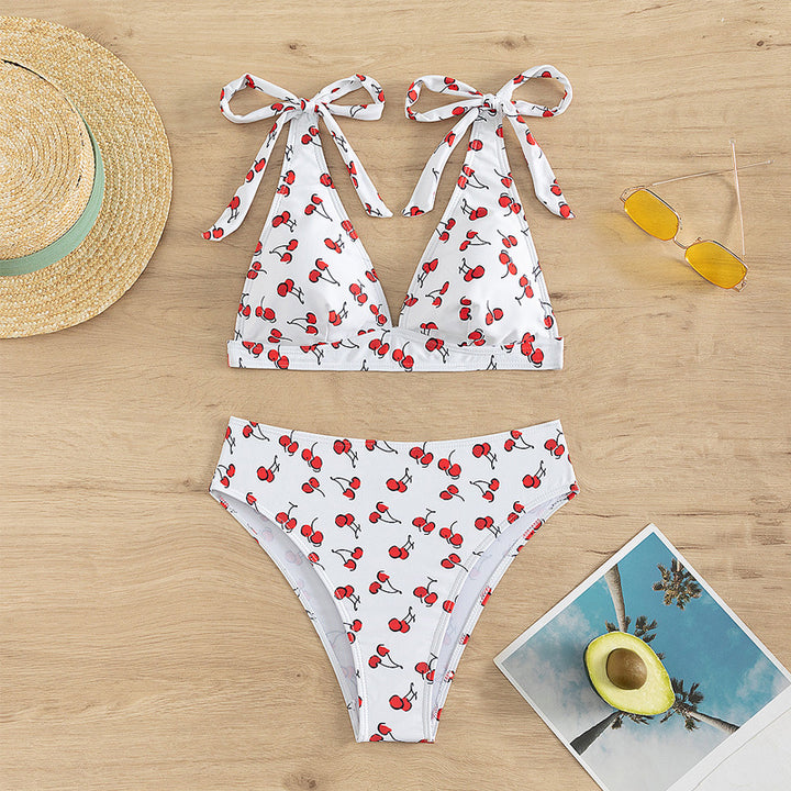 Damen Triangel-Bikini mit verspieltem Kirschmotiv Echo Archiv
