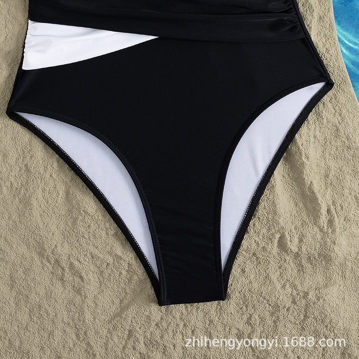 Damen Einteiliger Badeanzug mit raffiniertem Wickeldesign Echo Archiv