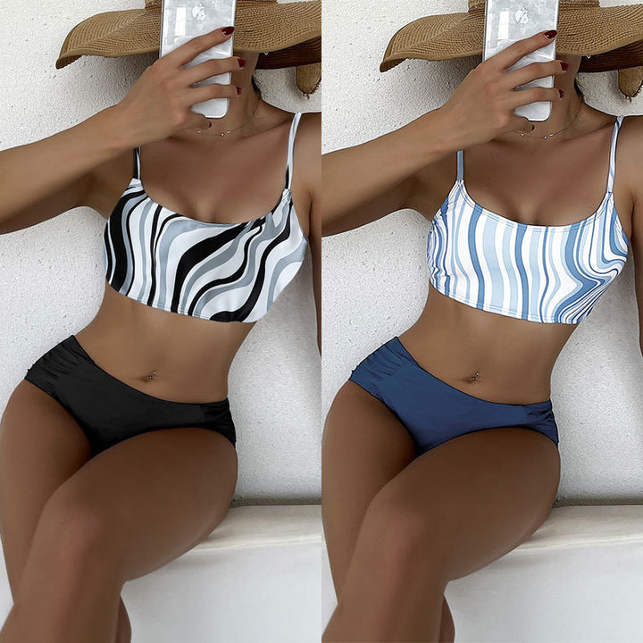 Damen Bikini-Set mit gestreiftem Oberteil und hohem Bund Echo Archiv