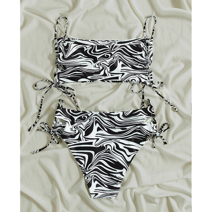 Damen Bikiniset mit verstellbaren Schnürdetails und maritimen Wellenmuster Echo Archiv