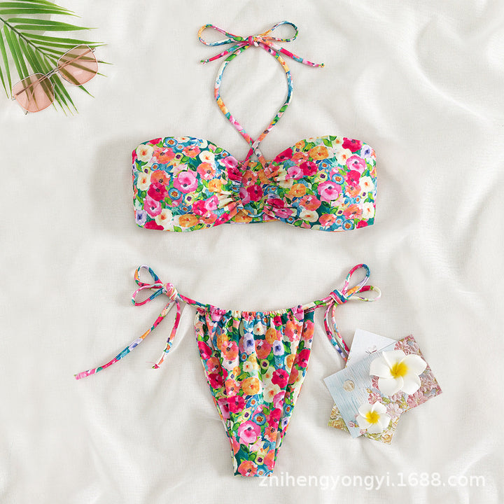 Damen Bandeau-Bikini mit verspieltem Blumendesign Echo Archiv