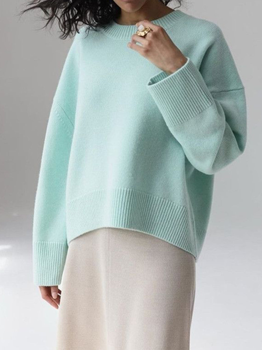 Överdimensionerad tröja - Varm stickad pullover med rund hals för kvinnor-Eva Jonsson