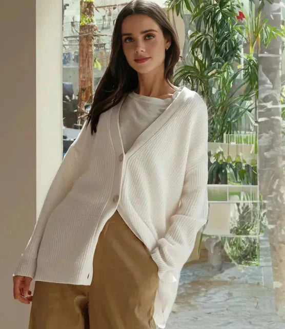 Oversized Cardigan | Knäppt | V-ringad | Stickad Chunky Cardigan | Damstickat-Eva Jonsson