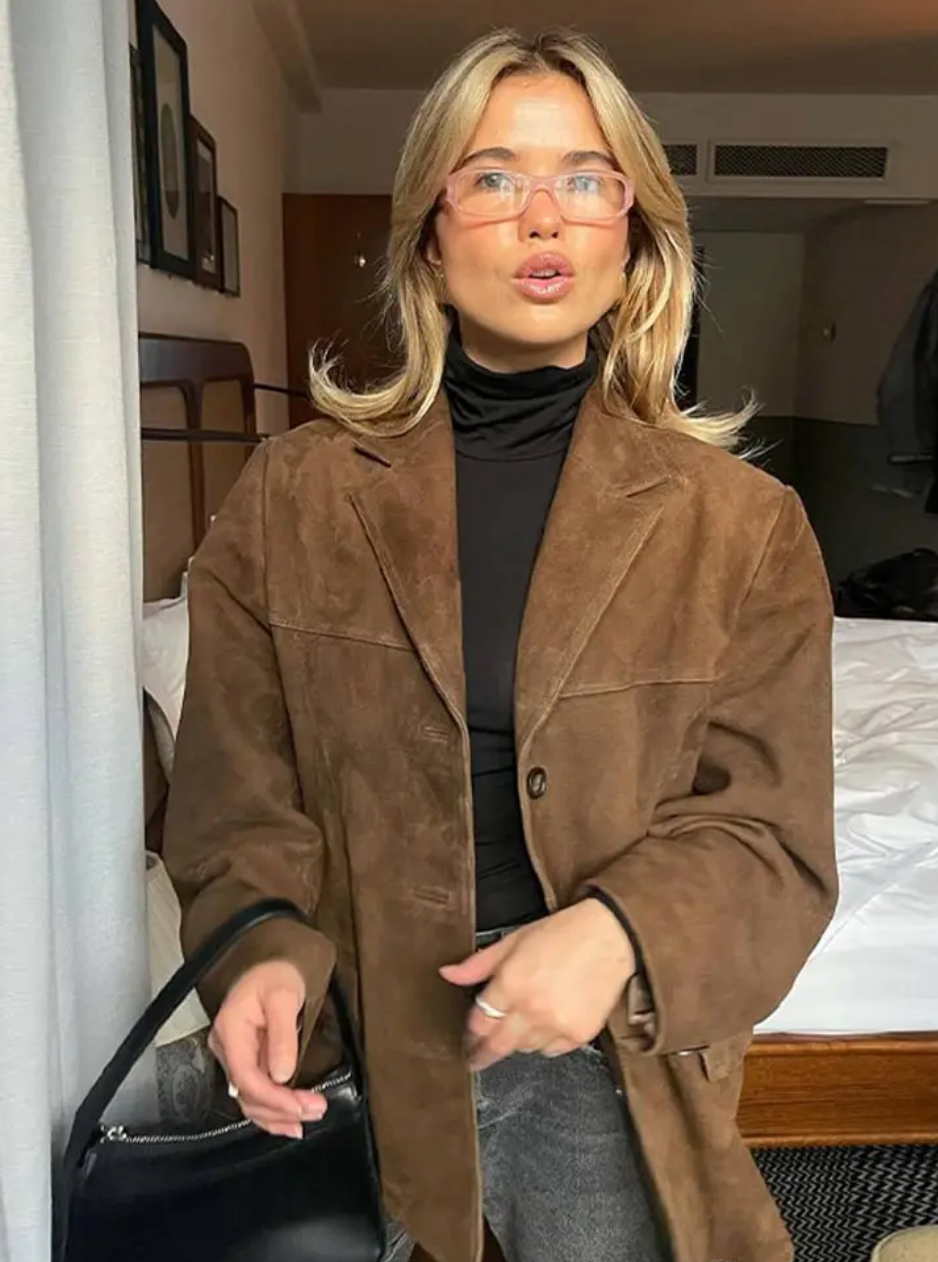 Oversized Jacka - Brun enkelknäppt höstjacka i mocka för dam-Eva Jonsson