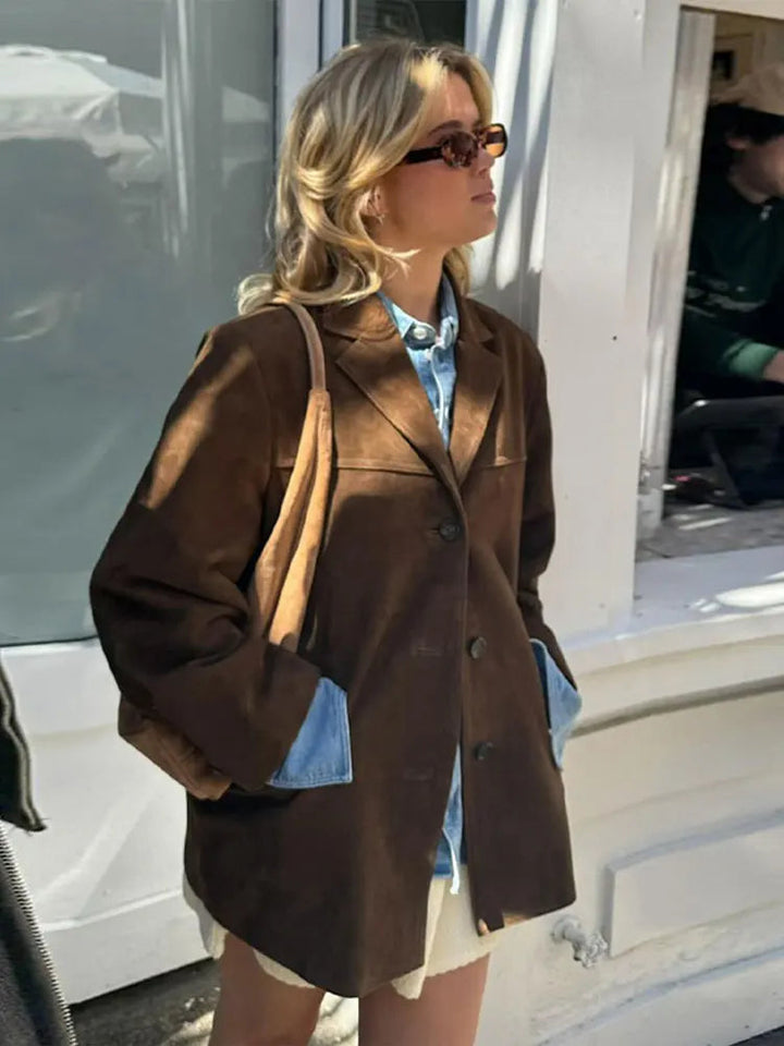 Oversized Jacka - Brun enkelknäppt höstjacka i mocka för dam-Eva Jonsson