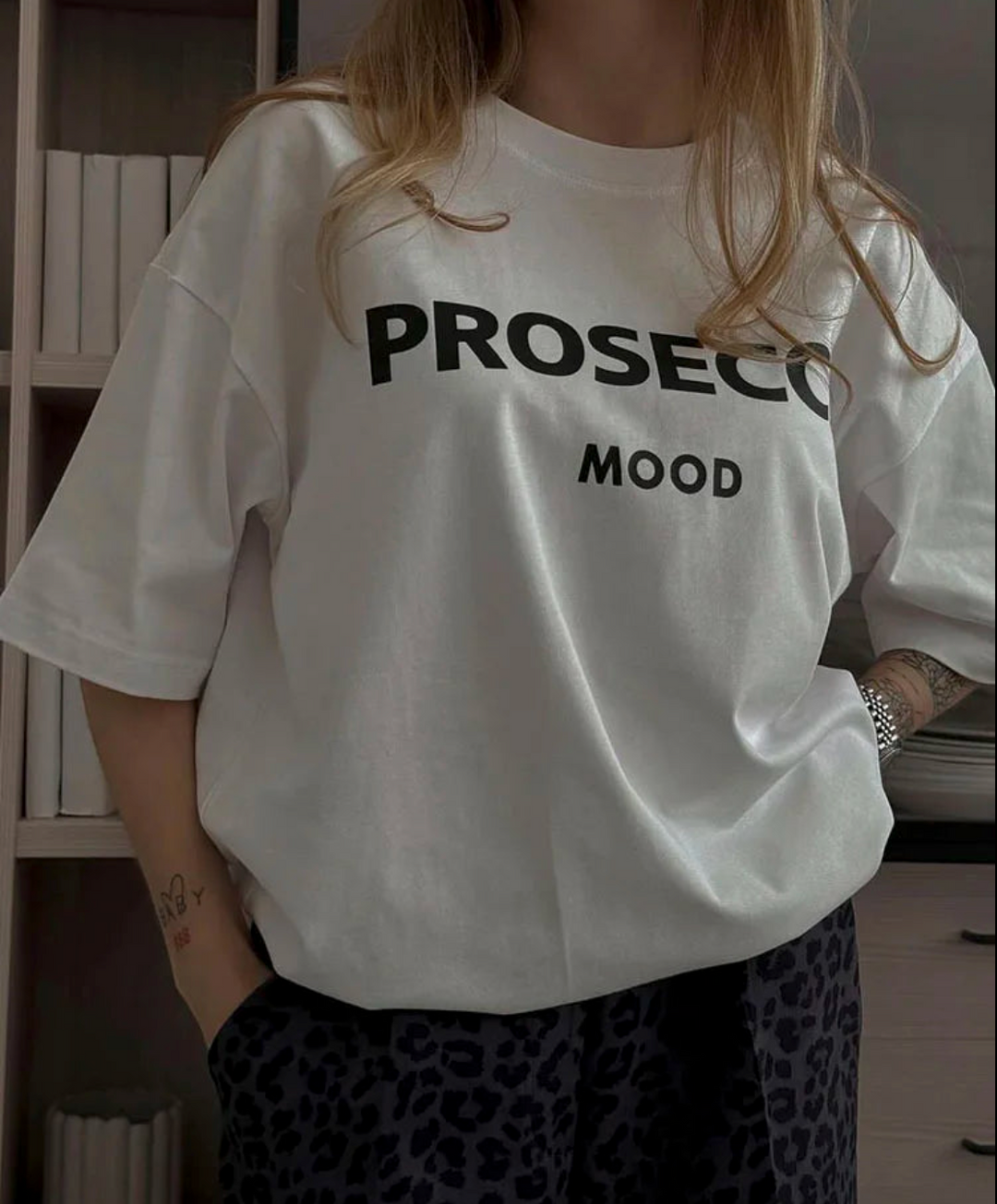 Oversized T-shirt | Rund hals | lös passform | T-shirts för damer | Damkläder-Eva Jonsson