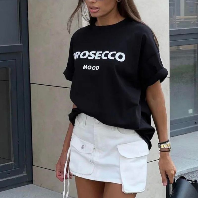 Oversized T-shirt | Rund hals | lös passform | T-shirts för damer | Damkläder-Eva Jonsson