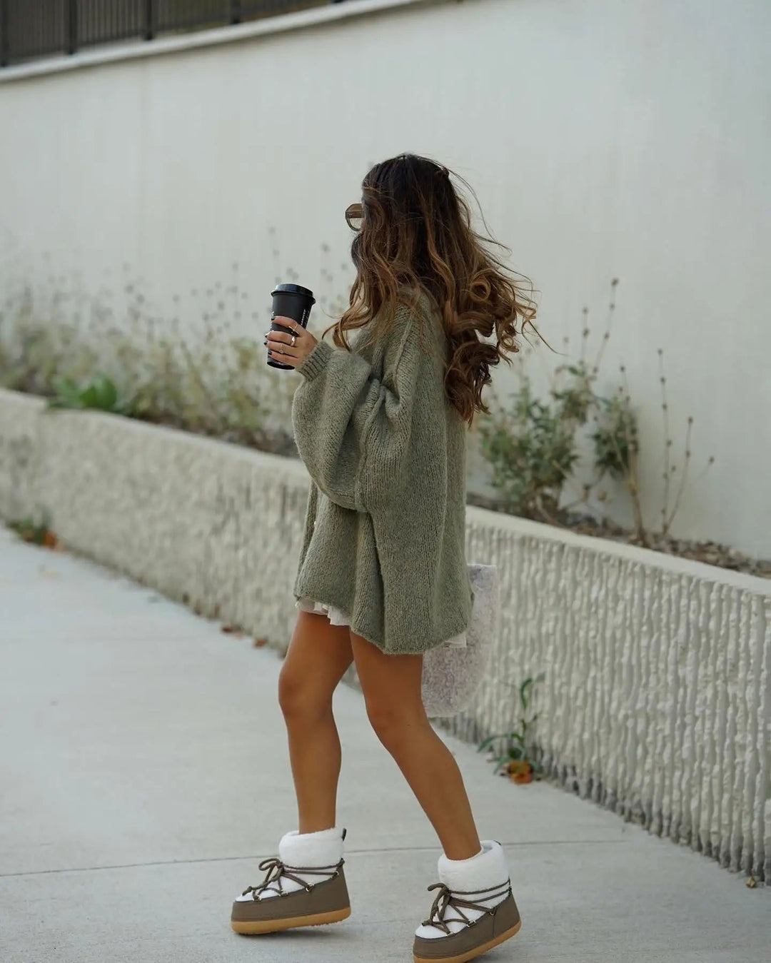 Oversized cardigan - Varm, löst sittande, stickad, tjock cardigan för kvinnor-Eva Jonsson