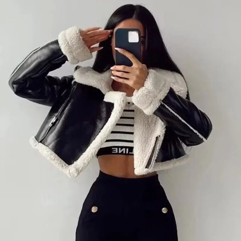 Pälsläderjacka - Cropped - Faux Läder - Vinterläderjacka - Jackor för Kvinnor-Eva Jonsson