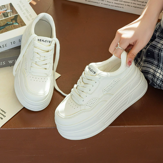 Plattformssneakers – Snörning – Plateau – Vita sneakers – Dam sneakers-Eva Jonsson