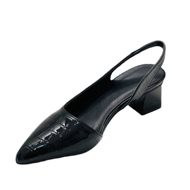 Pumps med Brun Färg & Klassisk Design Mirla-Eva Jonsson