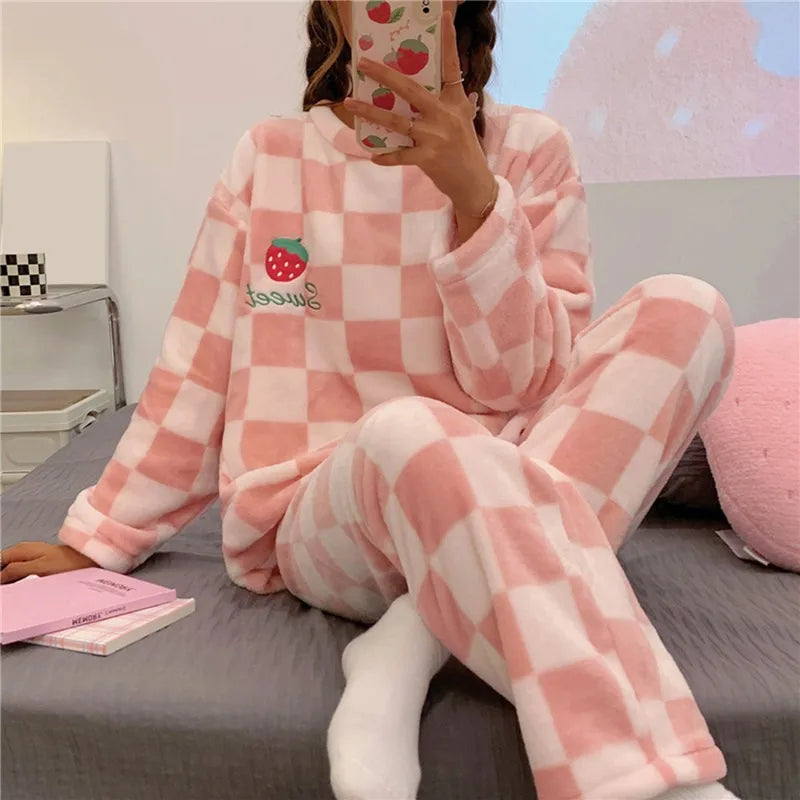 Pyjamas i fleece - fluffig - långärmad - vinterpyjamas för kvinnor - loungewear-Eva Jonsson