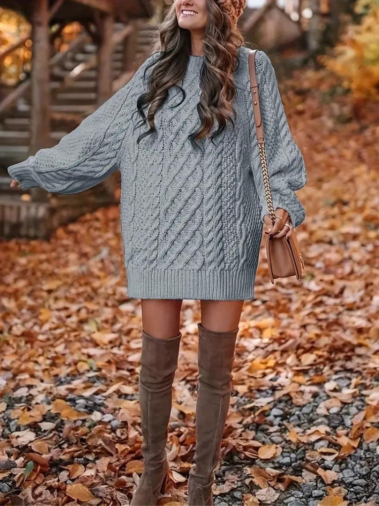 Ramona stickad klänning | Oversized sweaterklänning för höst och vinter-Eva Jonsson
