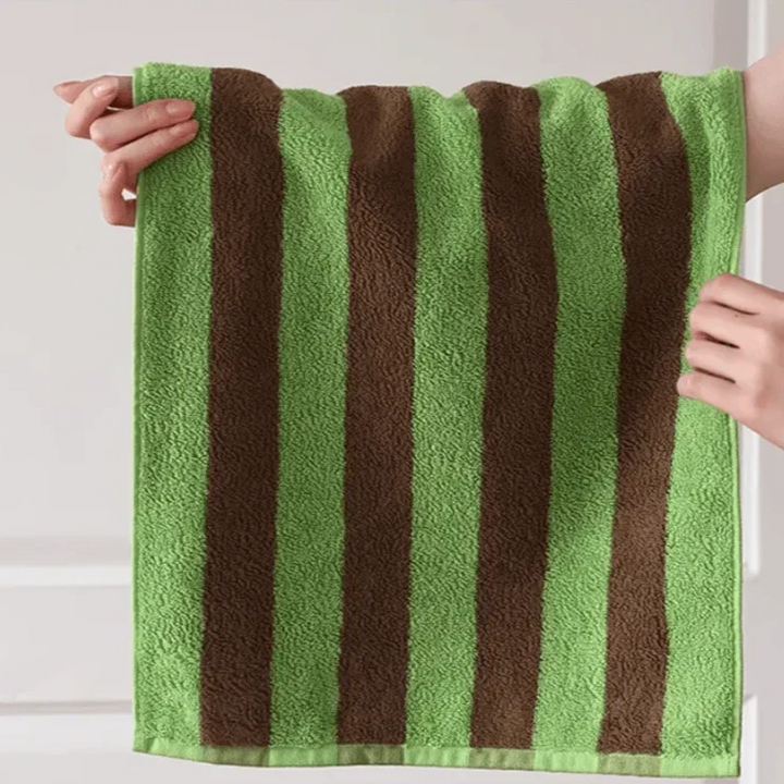 Retro Randig Handduk (Chunky)-Eva Jonsson