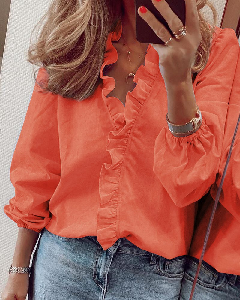 Ruffle Blouse - Elegant - Långärmad - V-ringad blus - Damskjortor-Eva Jonsson