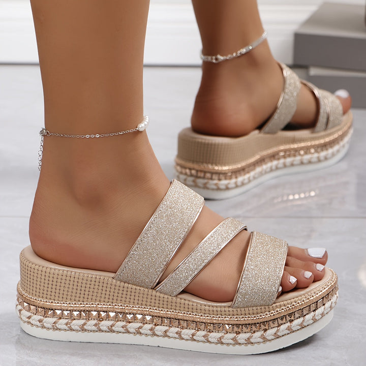 Sandaler Med Plattform - Slip-On - Chic - Skor för sommaren - Sandaler för kvinnor-Eva Jonsson