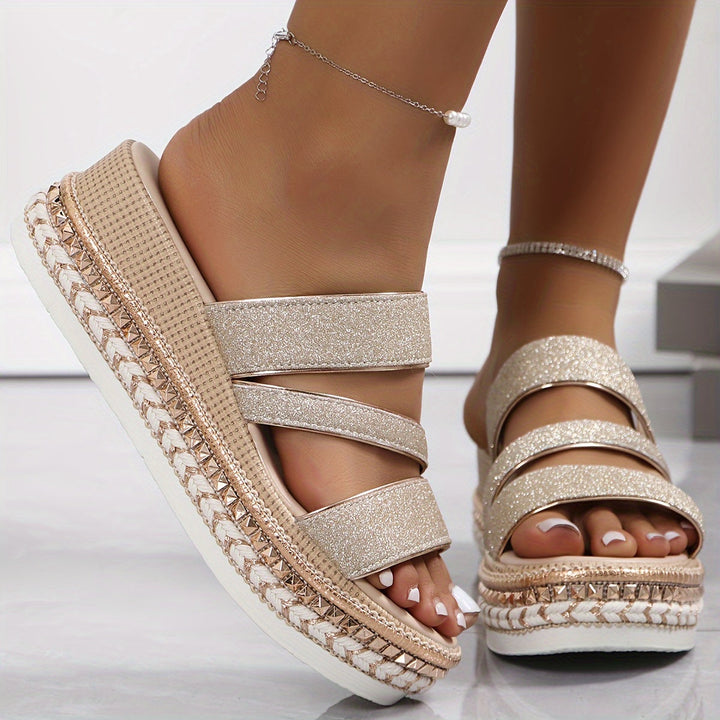 Sandaler Med Plattform - Slip-On - Chic - Skor för sommaren - Sandaler för kvinnor-Eva Jonsson