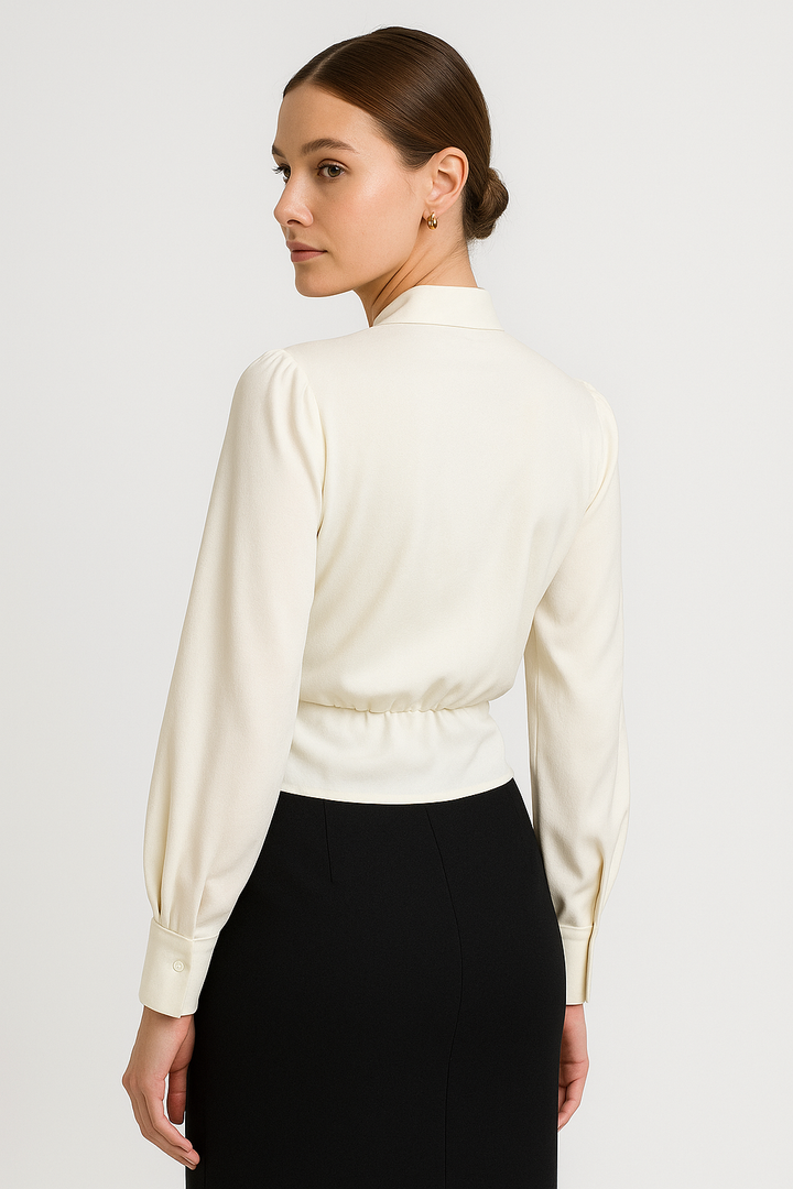 Satinblus - Långärmad - V-hals - Satinskjorta - Blus för kvinnor-Eva Jonsson