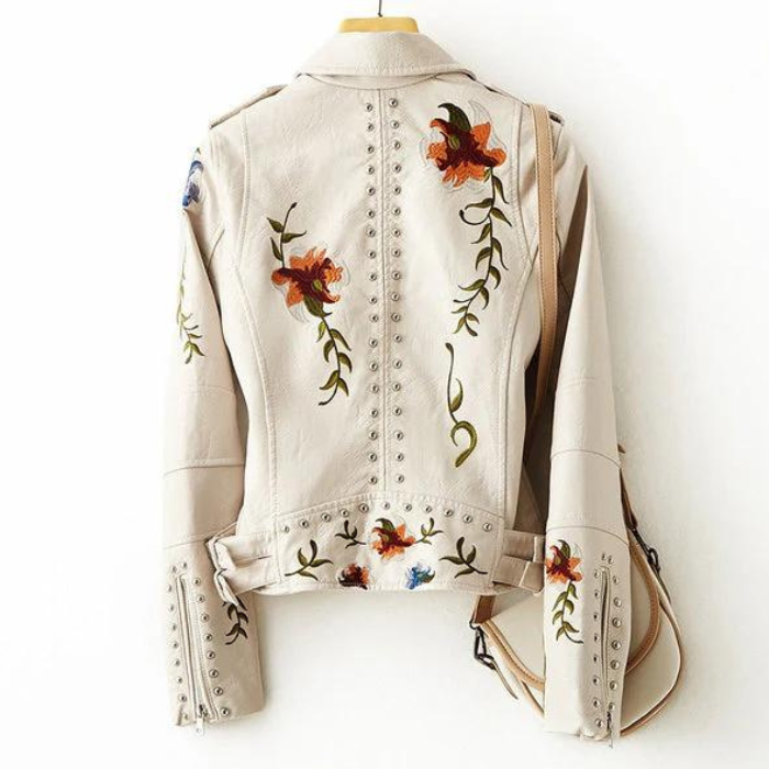 Skinnjacka - Blommönster för kvinnor Bikerjacka med nitar-Eva Jonsson