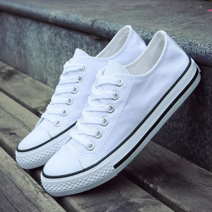 Sneakers - Unisex tvåfärgade snörningssneakers med låg topp-Eva Jonsson