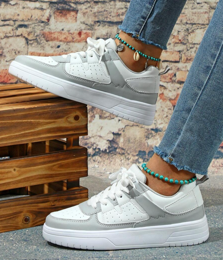 Sneakers för kvinnor - Bekväma - Snörning - Skate skor - Casual Sneakers-Eva Jonsson