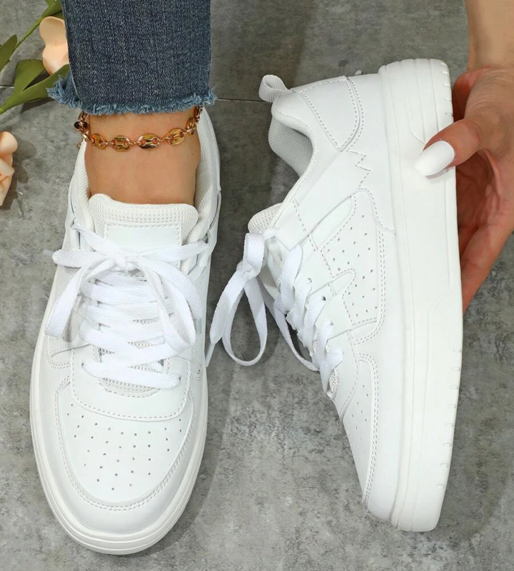 Sneakers för kvinnor - Bekväma - Snörning - Skate skor - Casual Sneakers-Eva Jonsson