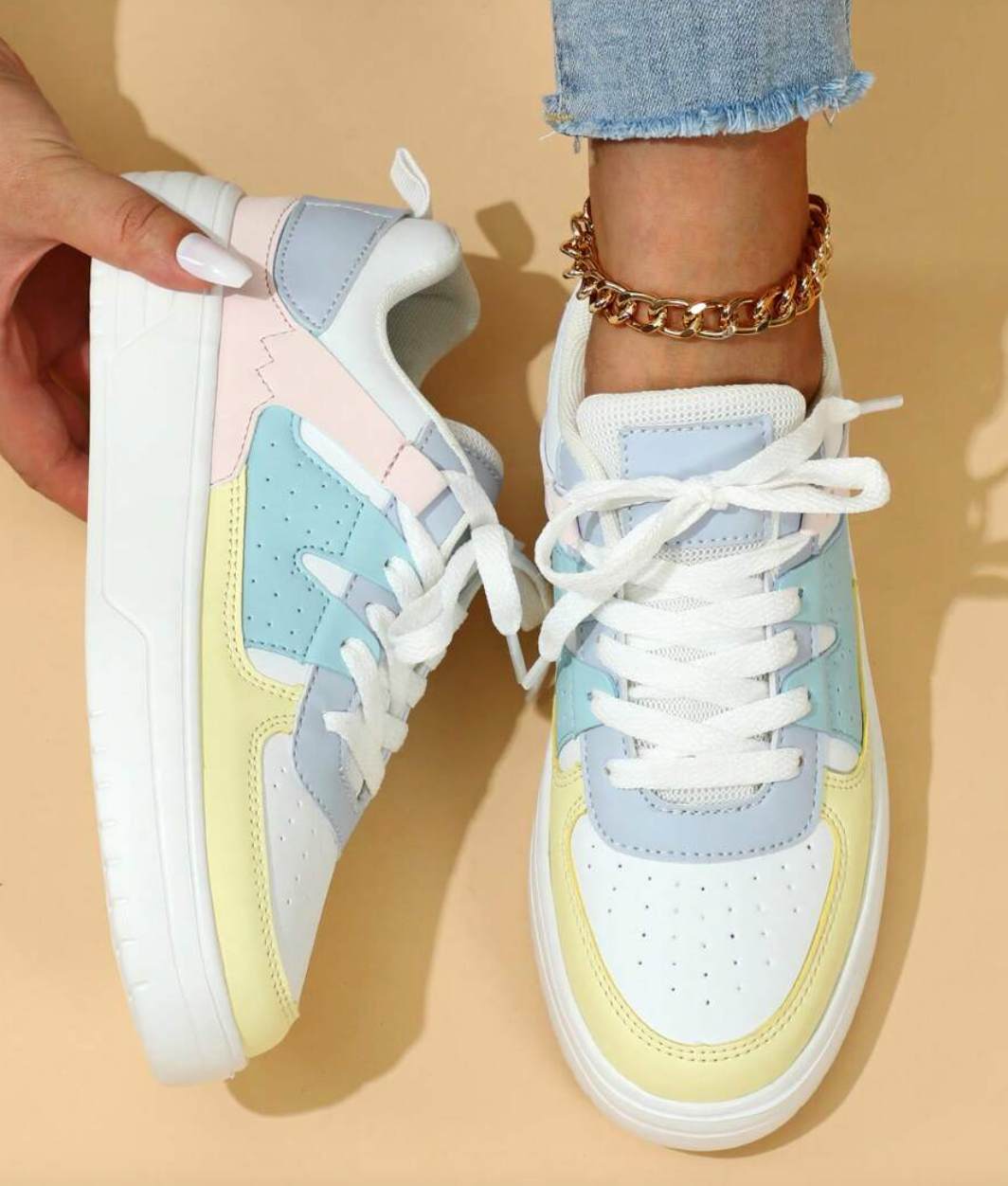 Sneakers för kvinnor - Bekväma - Snörning - Skate skor - Casual Sneakers-Eva Jonsson
