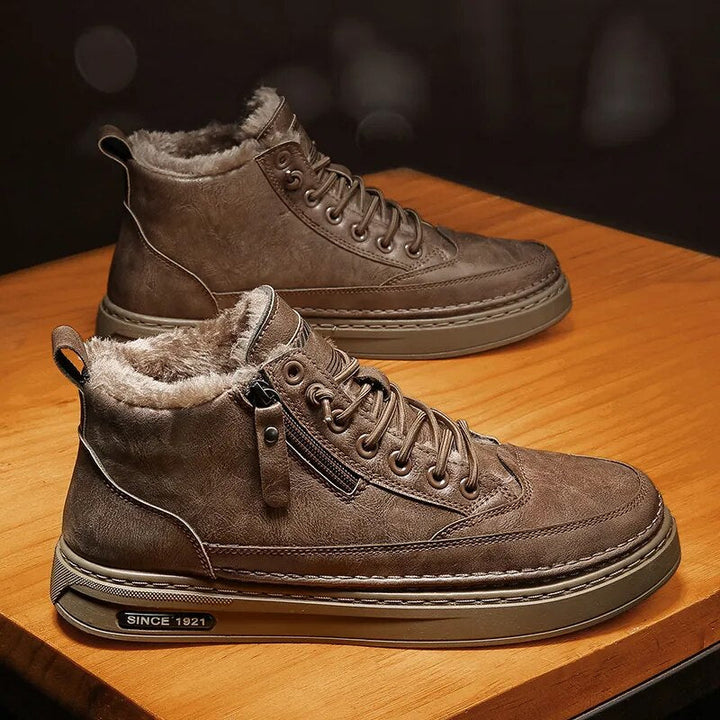 Spencer Sneakers | Herrskor med pälssnören-Eva Jonsson