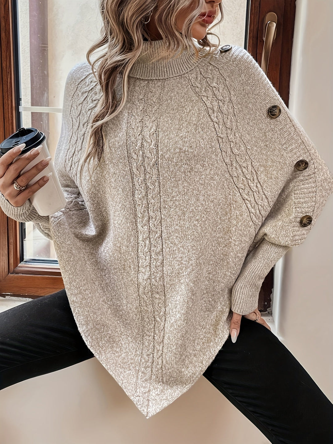 Stickad Poncho | Långärmad | Turtleneck | Ponchotröja | Damstickat-Eva Jonsson