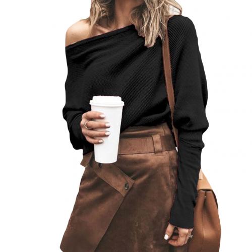 Stickad tröja | Fladdermusärm | Lös passform | Off-Shoulder tröja | Damkläder-Eva Jonsson