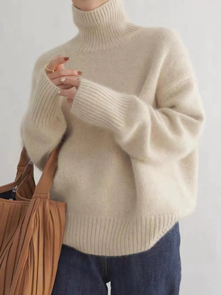 Stickad tröja | Oversized | Turtleneck | Roll Neck Jumper | Damstickat-Eva Jonsson