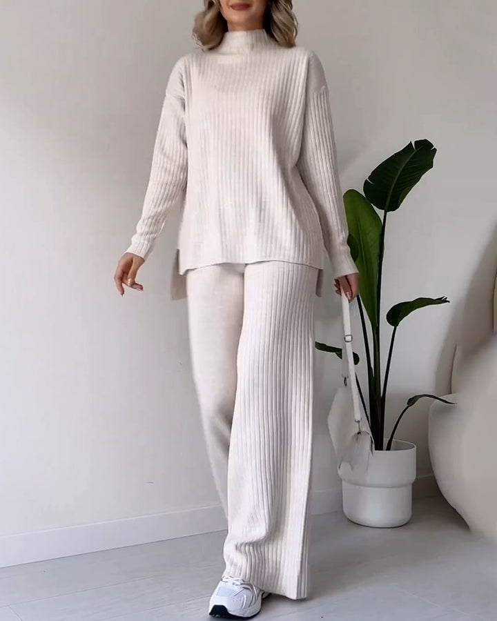 Stickat tvådelat set - Turtleneck - Stickade byxor - Tvådelat set - Loungewear för kvinnor-Eva Jonsson