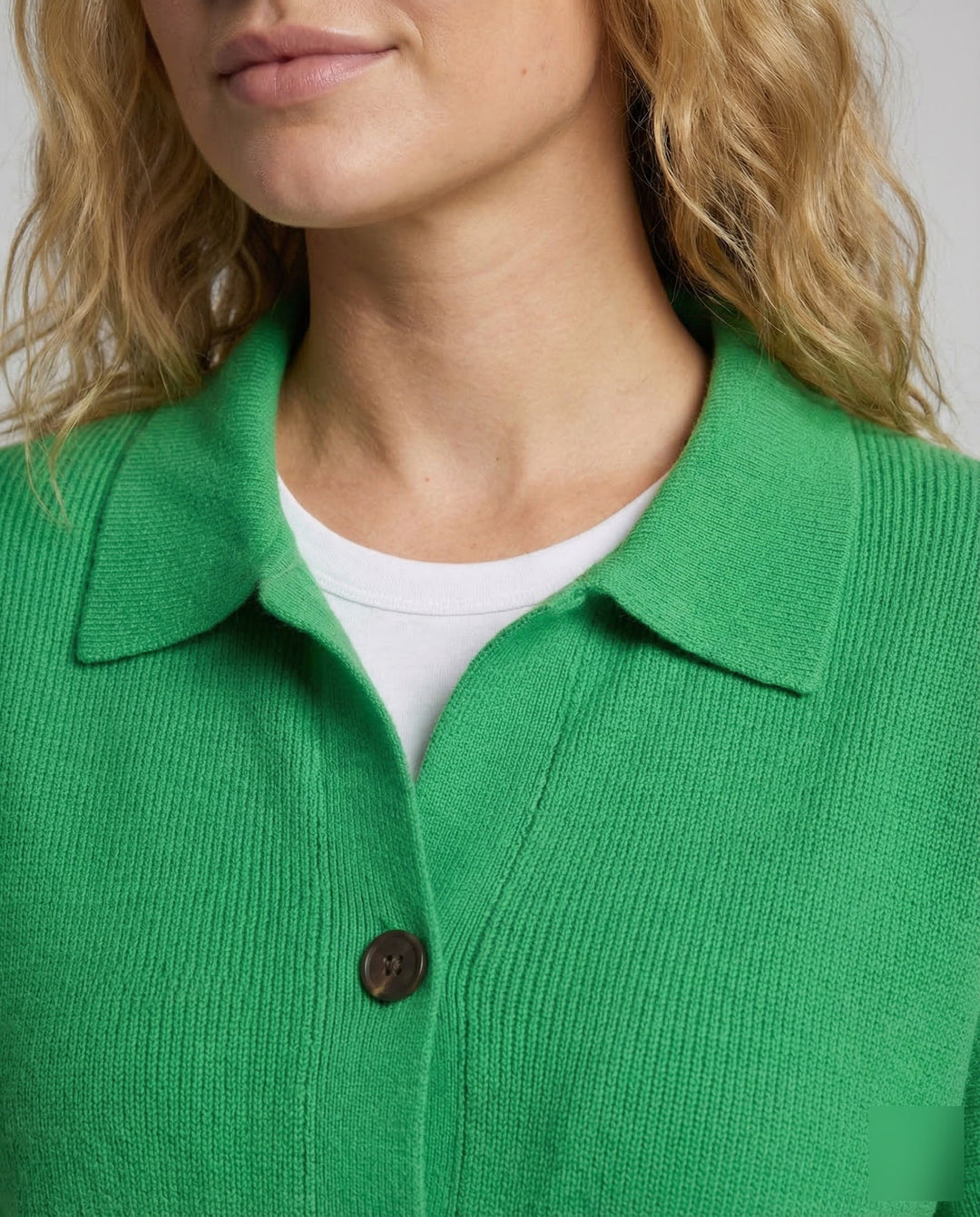 Stickjacka dam med knappar-Eva Jonsson