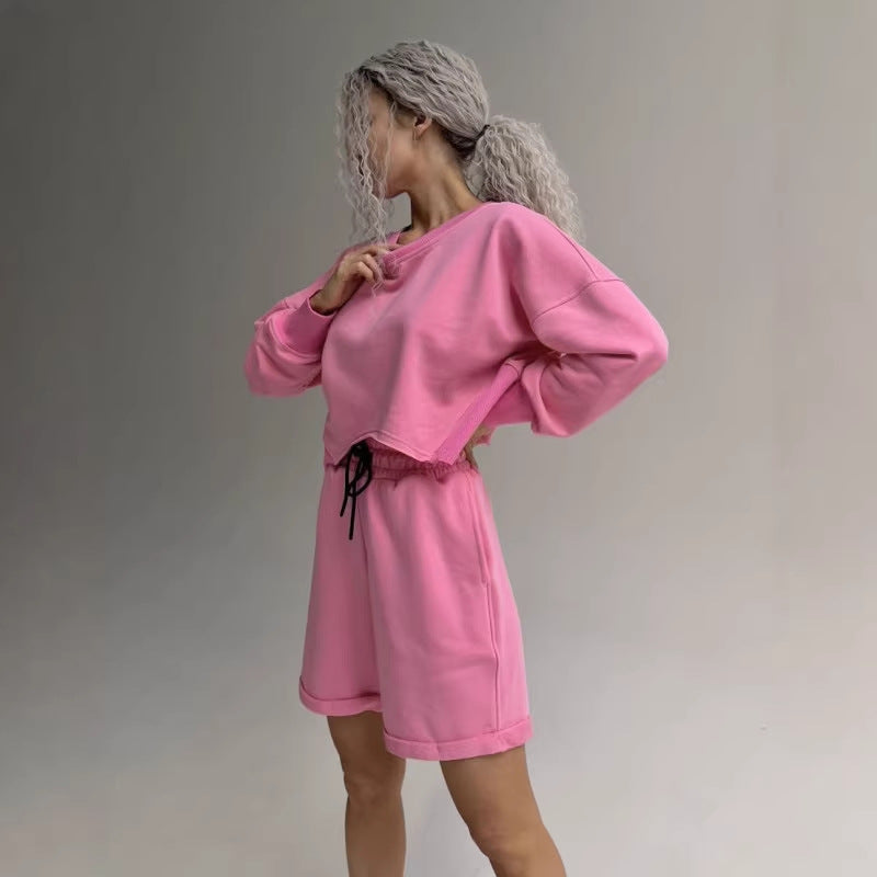 Tjejers avslappnade sweatshirt- och shortsset med dragsko och färggård design-Eva Jonsson