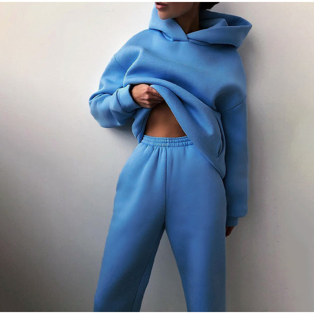 Tvådelat set - Set med huvtröja och mjukisbyxor i mysig fleece för kvinnor-Eva Jonsson