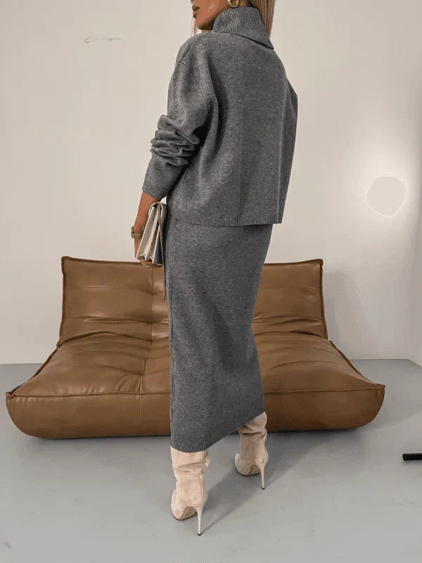 Tvådelat set i trikå - Turtleneck - Långärmad - Set med kjol och topp i trikå - Damkläder-Eva Jonsson
