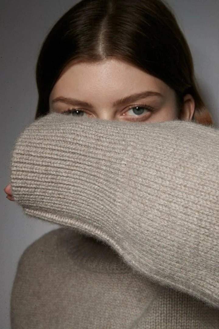 Ulltröja | Loose Fit | Turtleneck | Stickad tröja | Vinterkläder för kvinnor-Eva Jonsson
