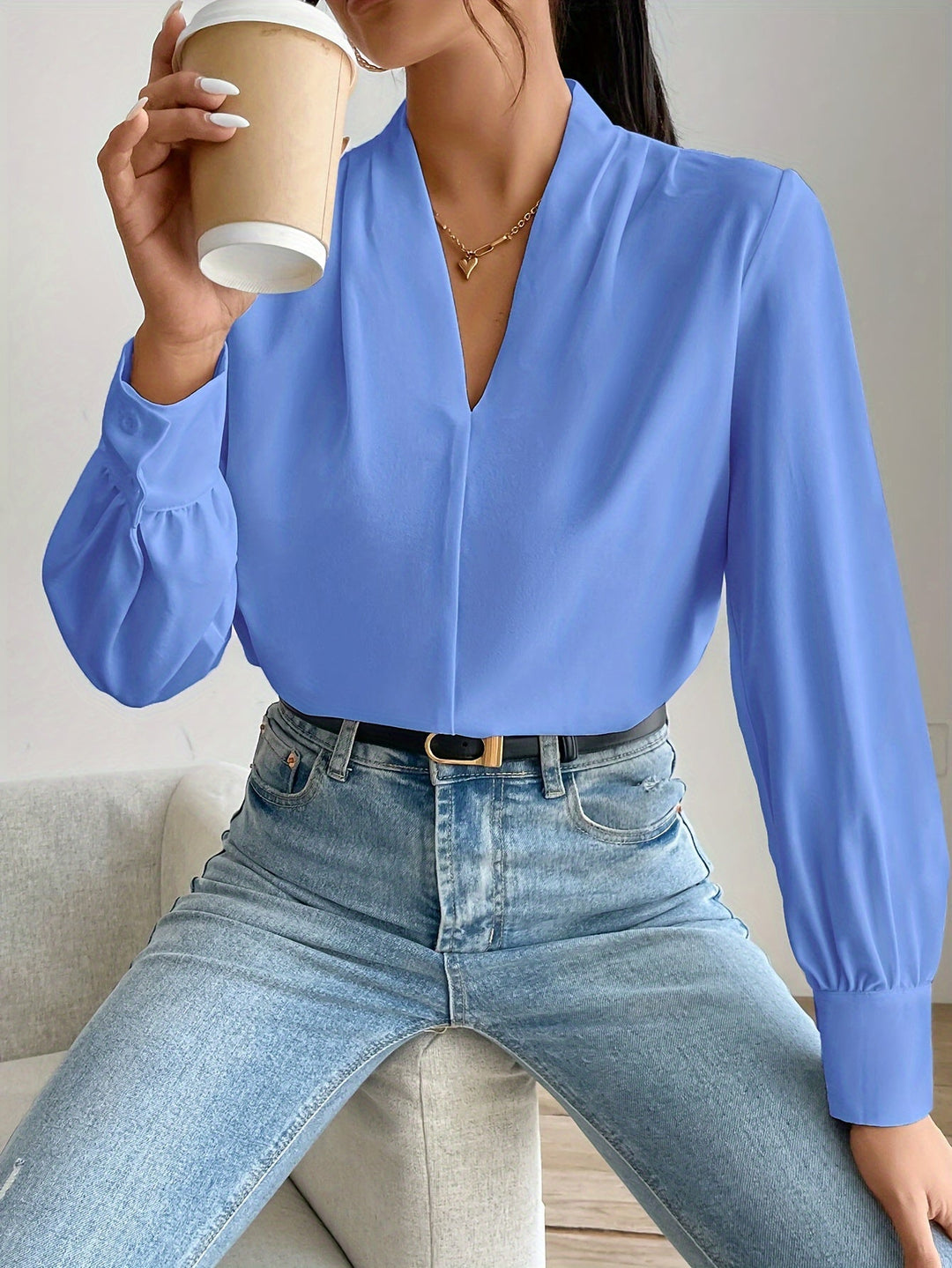 V-ringad Blus - Elegant för kvinnor - Lanternärm - Långärmade toppar - Blus för kvinnor-Eva Jonsson