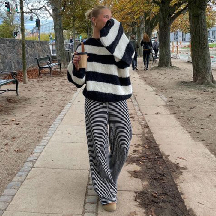 Wide Leg Byxor | Randiga | Låg Midja | Lounge-byxor | Dambyxor-Eva Jonsson