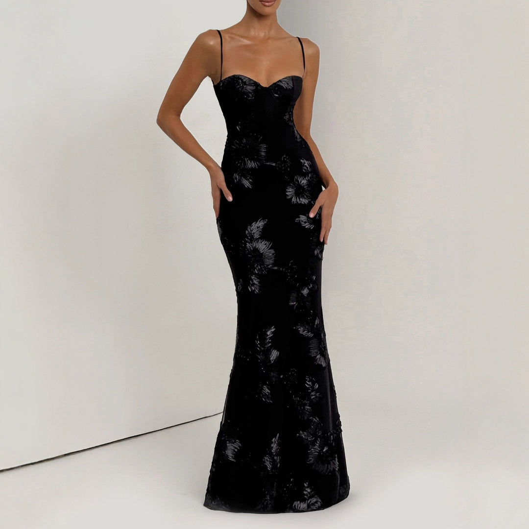 Women figure-hugging evening dress with floral pattern embroidery and high-quality fabric Mirla-Eva Jonsson