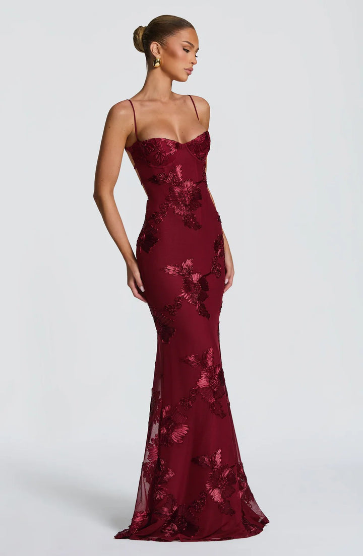 Women figure-hugging evening dress with floral pattern embroidery and high-quality fabric Mirla-Eva Jonsson