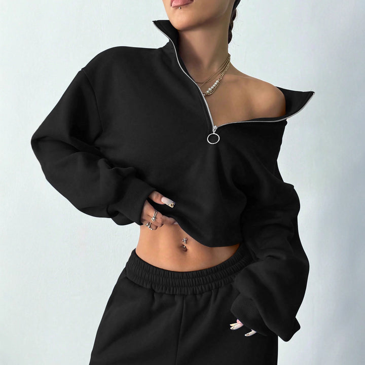 Women's casual tracksuit with high collar and loose fit Mirla-Eva Jonsson
