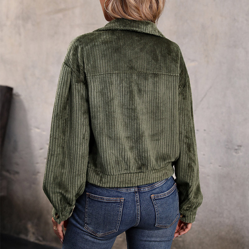 дамен Strickjacke I Lätt Cord-Look med Dekorativa Knappar och Två Bröstfickor Mirla-Eva Jonsson