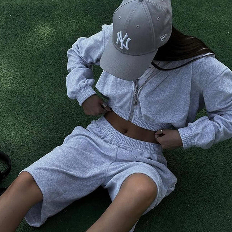 kvinnors avslappnade shorts med elastisk midja och praktiska sidofickor Mirla-Eva Jonsson